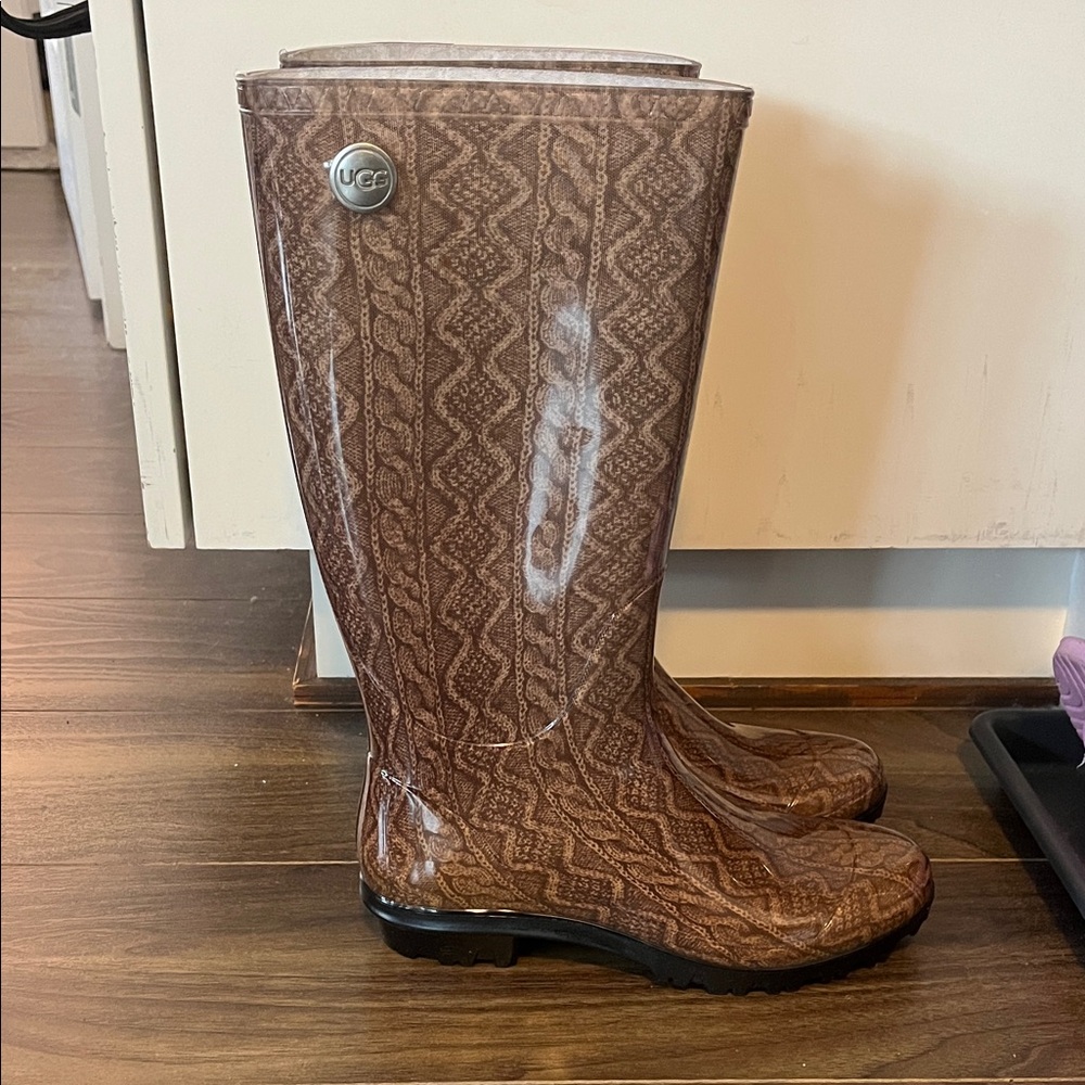 UGG Shaye Cable Knit Chocolate Patterned Waterproof Rain Boots